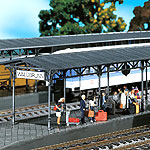 鉄道模型通販　製品画像屋根付きプラットホーム